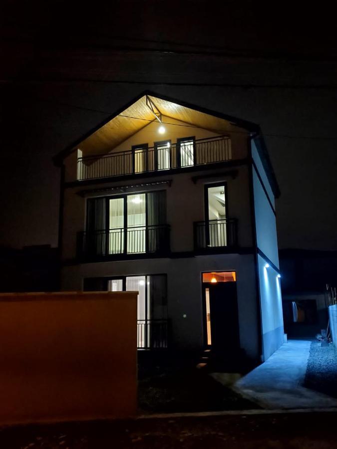 Urban Stay Rooms In Tbilisi ภายนอก รูปภาพ